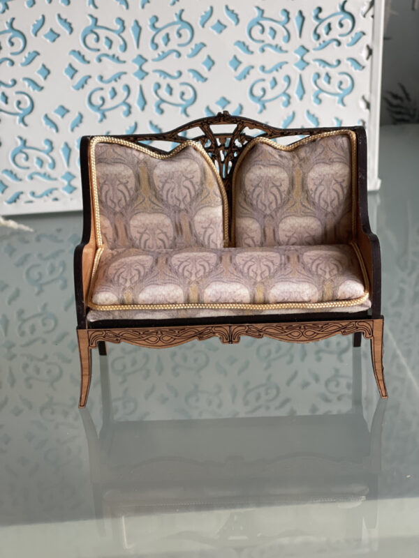 Salon Settee