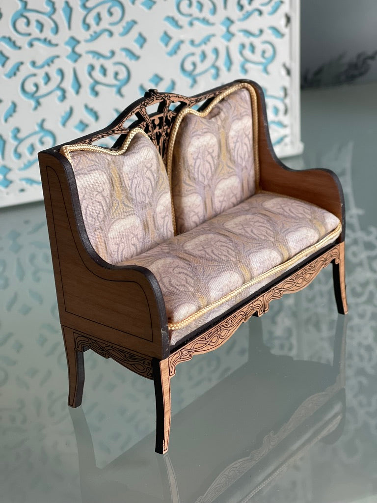 Salon Settee