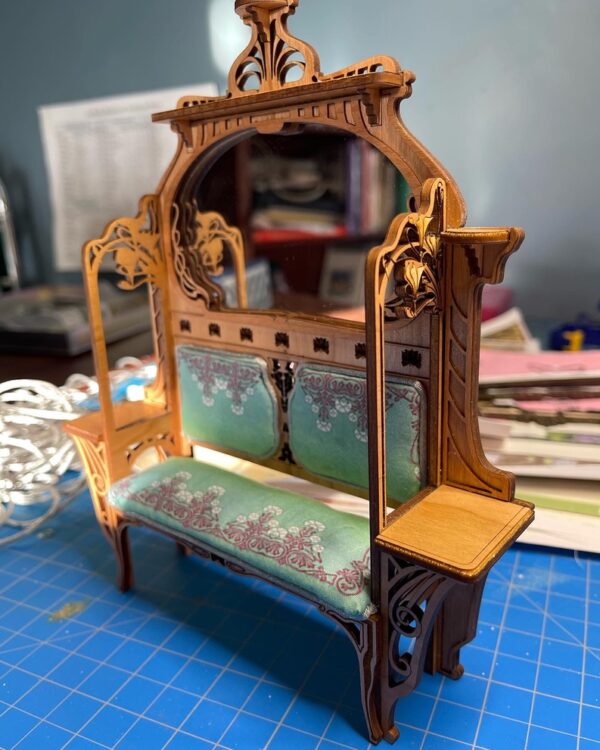Green Mirrored Settee